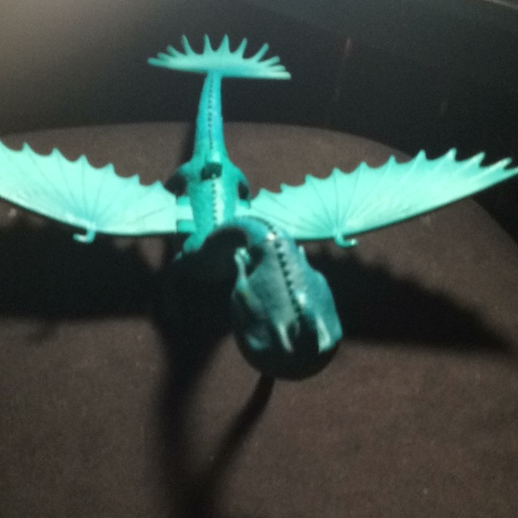 *SLIGHTLY USED* HTTYD toy: Scauldron - Picture 4 of 4